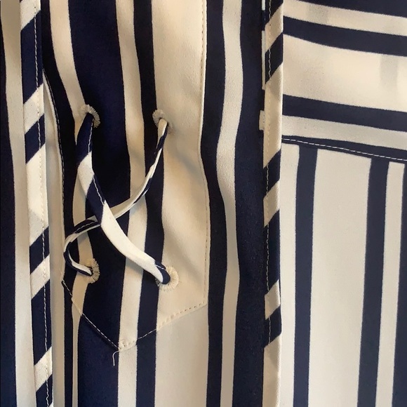 NWOT - Express : White & Blue : Striped Lace Up Dress Trendy Top - Picture 2 of 3